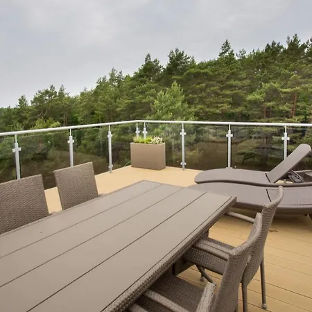 Nadmorski Klif Debina *