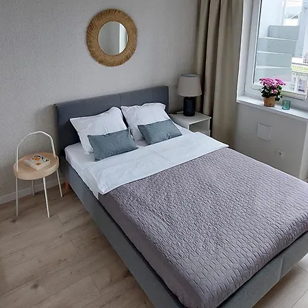 Nadmorski Klif Debina