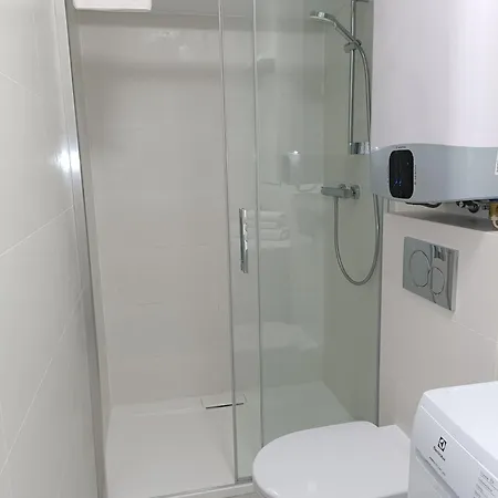 Nadmorski Klif Debina