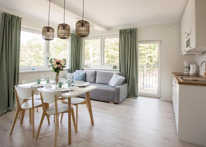 Nadmorski Klif Debina