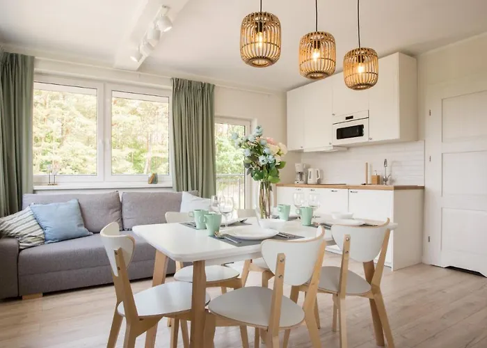 Nadmorski Klif Debina *