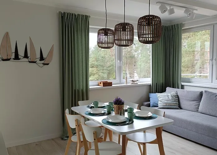 Nadmorski Klif Debina * Debina (Ustka)